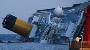 800px-Collision_of_Costa_Concordia_5_crop2